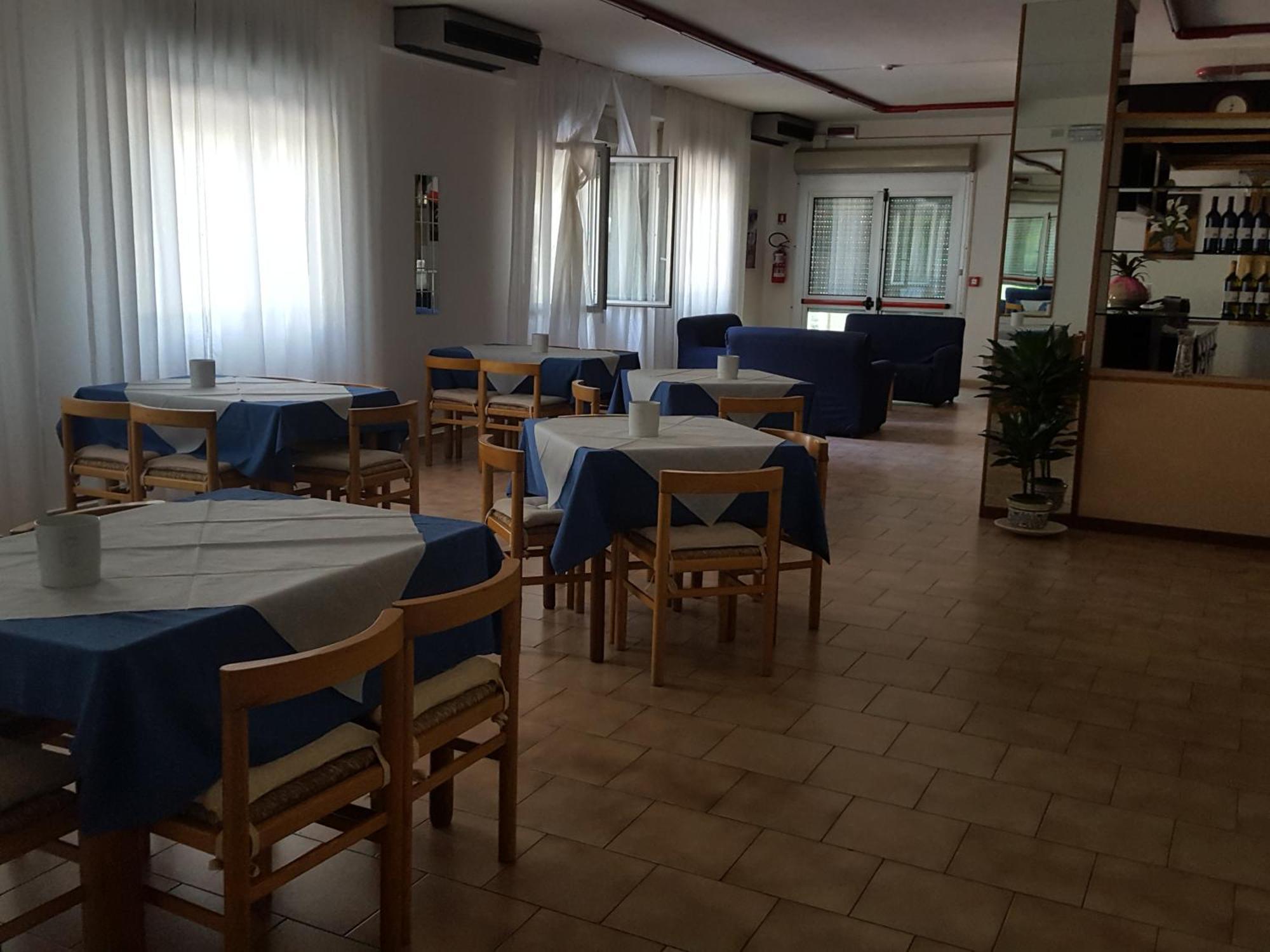 Hotel Nazionale チェルヴィア エクステリア 写真